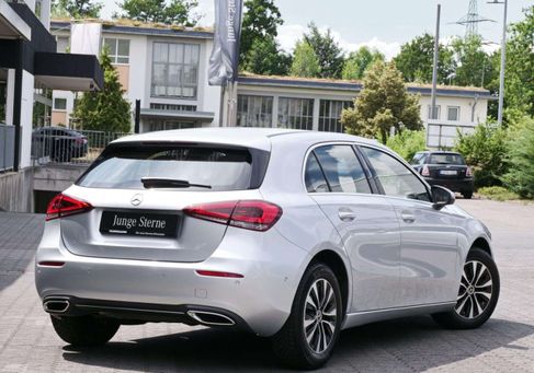 Mercedes-Benz A 200, 2021