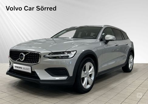 Volvo V60 Cross Country, 2024