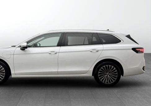 Volkswagen Passat Variant, 2025 2