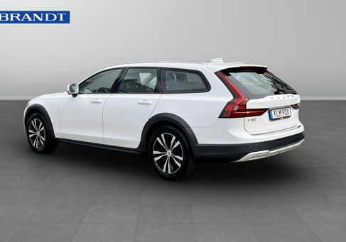 Volvo V90 Cross Country, 2021
