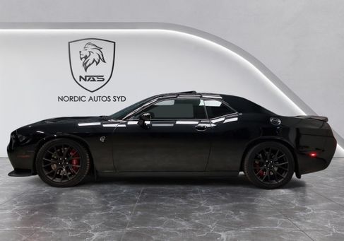 Dodge Challenger, 2016