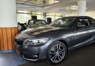 BMW 220, 2020