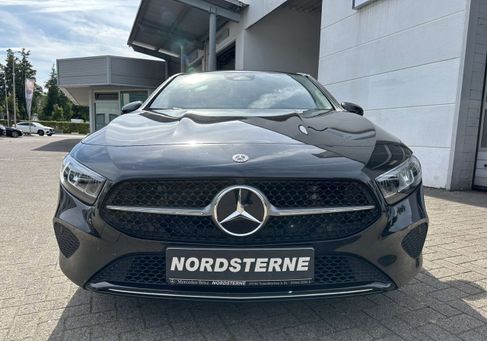 Mercedes-Benz A 180, 2023