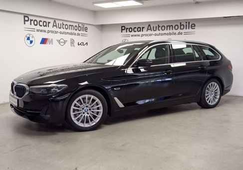 BMW 520, 2022