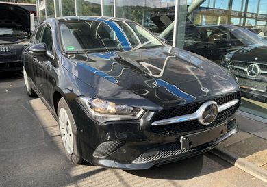 Mercedes-Benz CLA 200, 2021