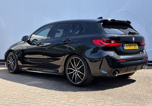 BMW 118, 2020