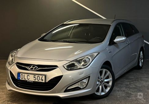 Hyundai i40, 2013