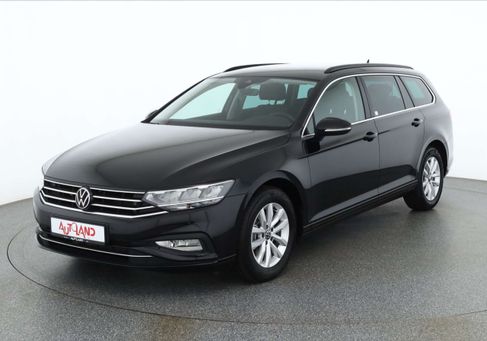 Volkswagen Passat Variant, 2023 2