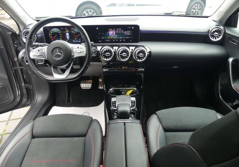 Mercedes-Benz A 35 AMG, 2019 3