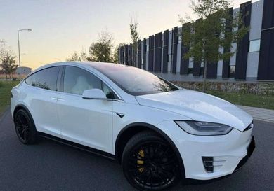 Tesla Model X, 2018