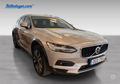 Volvo V90 Cross Country, 2024