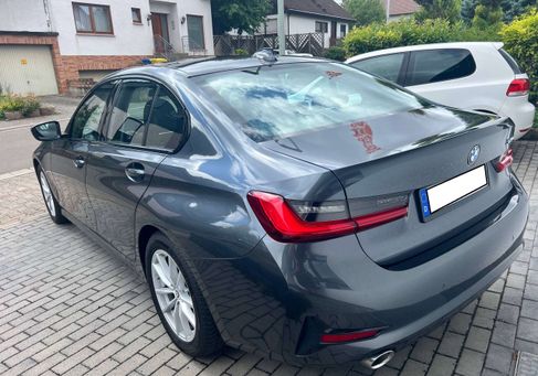 BMW 320, 2019