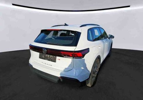 Volkswagen Tiguan, 2024 3