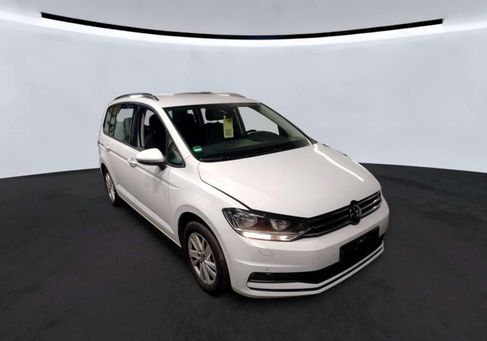 Volkswagen Touran, 2022