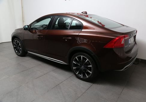Volvo S60 Cross Country, 2016
