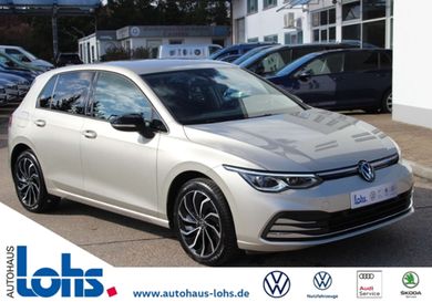 Volkswagen Golf, 2024