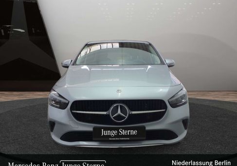Mercedes-Benz B 180, 2026