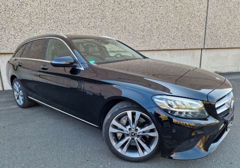 Mercedes-Benz C 300, 2021