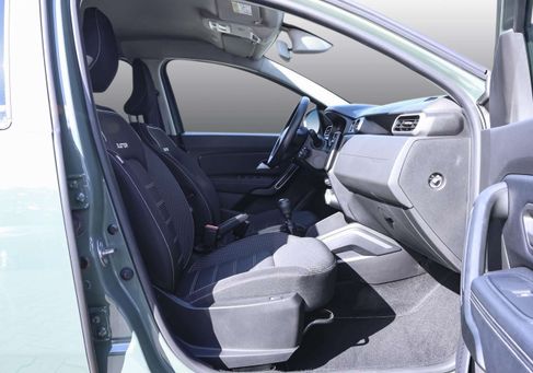 Dacia Duster, 2023 3