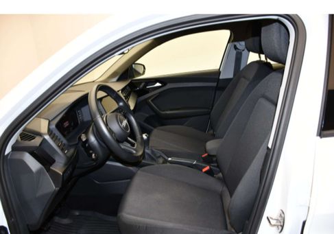 Audi A1, 2022
