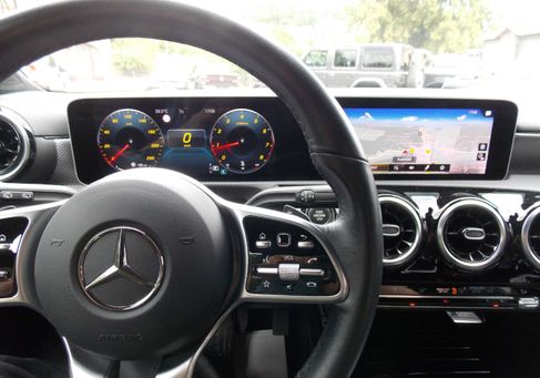 Mercedes-Benz CLA 180, 2019