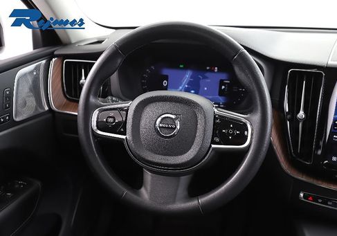 Volvo XC60, 2024