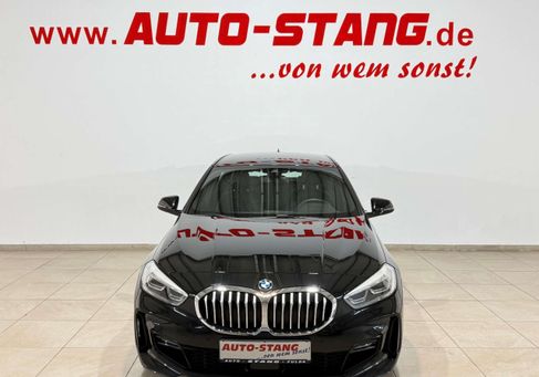 BMW 118, 2020