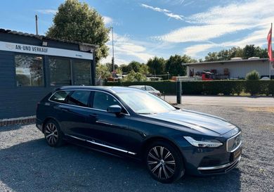 Volvo V90, 2022