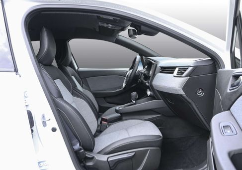 Renault Clio, 2025 3