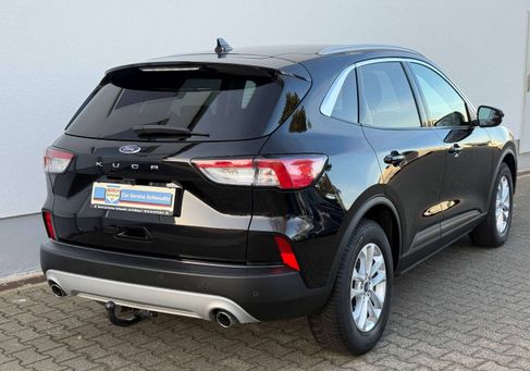 Ford Kuga, 2021