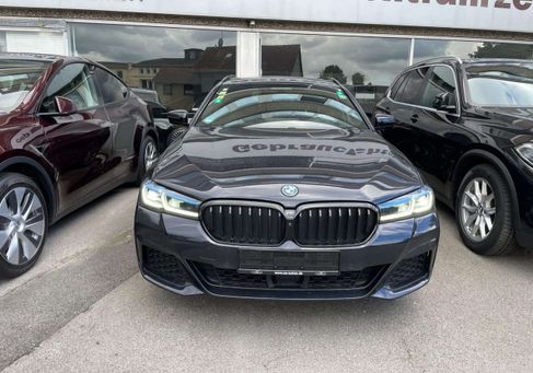 BMW 530, 2021 3