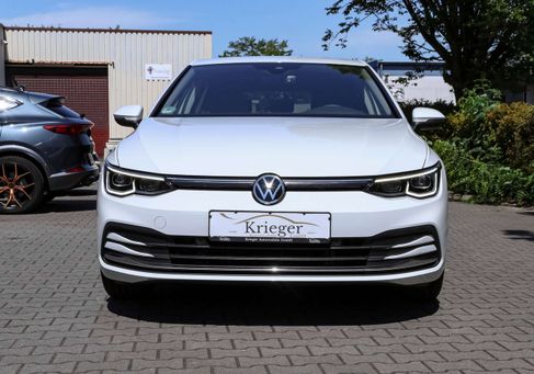 Volkswagen Golf, 2021 3