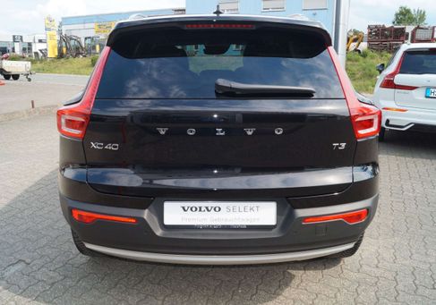 Volvo XC40, 2022