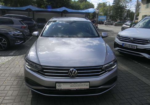 Volkswagen Passat Variant, 2023 3