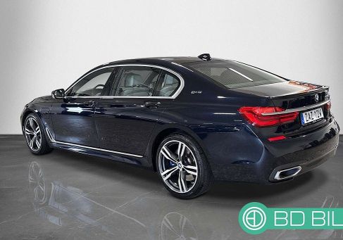 BMW 740, 2019
