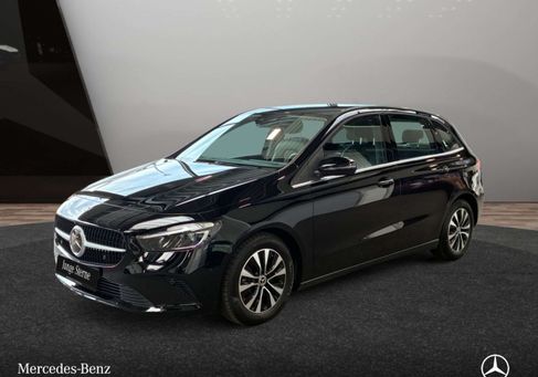 Mercedes-Benz B 180, 2023 2