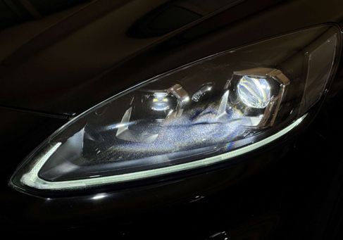 Ford Kuga, 2021