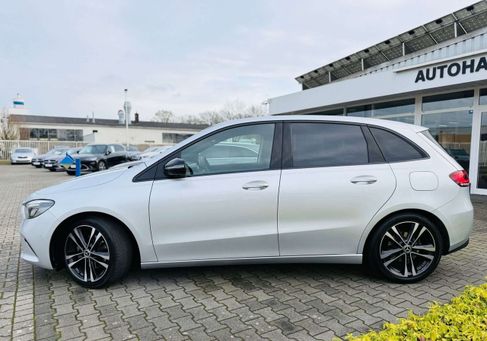 Mercedes-Benz B 180, 2019