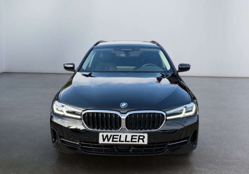 BMW 530, 2022