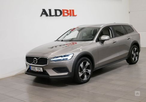 Volvo V60 Cross Country, 2022