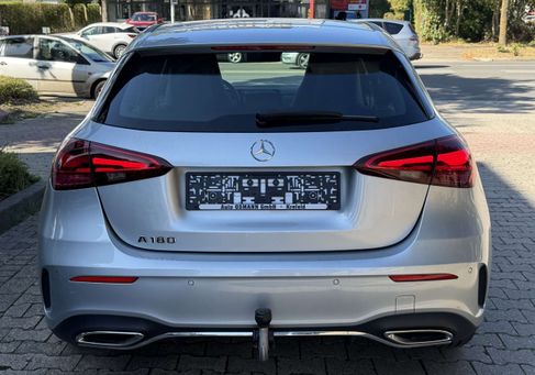 Mercedes-Benz A 180, 2025
