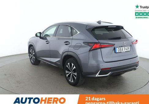 Lexus NX, 2021
