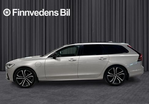 Volvo V90, 2023