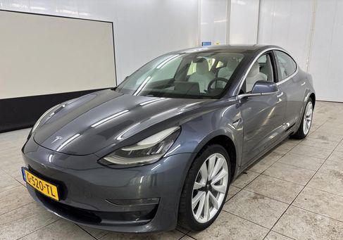 Tesla Model 3, 2019