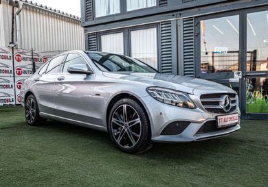 Mercedes-Benz C 300, 2021