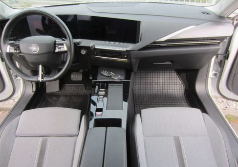 Opel Astra, 2022