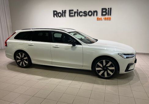 Volvo V90, 2025 3