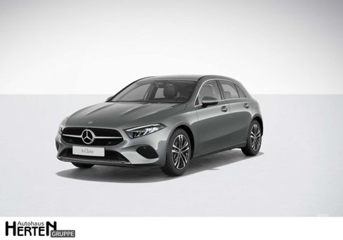 Mercedes-Benz A 180, 2023