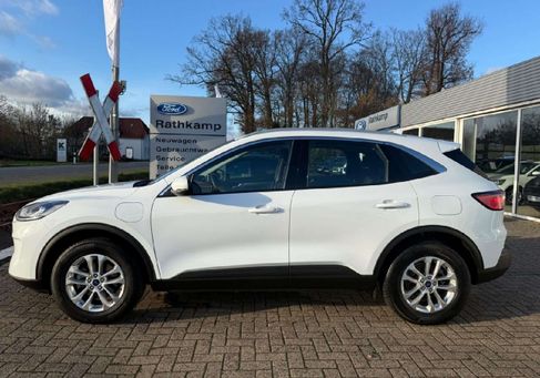 Ford Kuga, 2022
