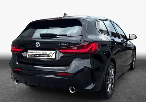 BMW 118, 2022